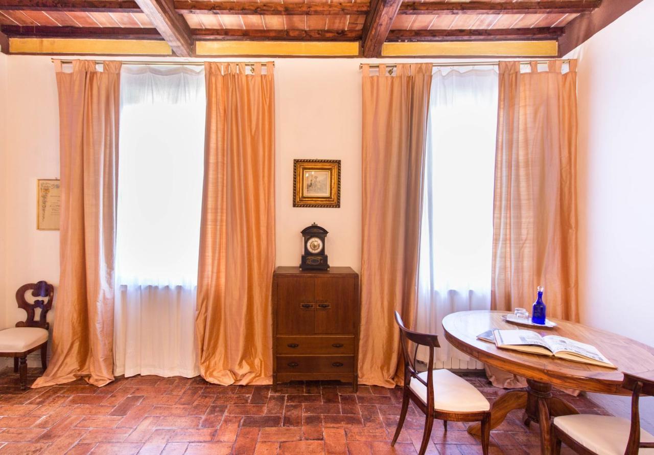 Castello Di San Fabiano Pensionat Monteroni dʼArbia Exteriör bild